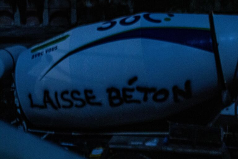 Saint-Etienne (Loire) : Action de désarmement d&rsquo;un site Lafarge