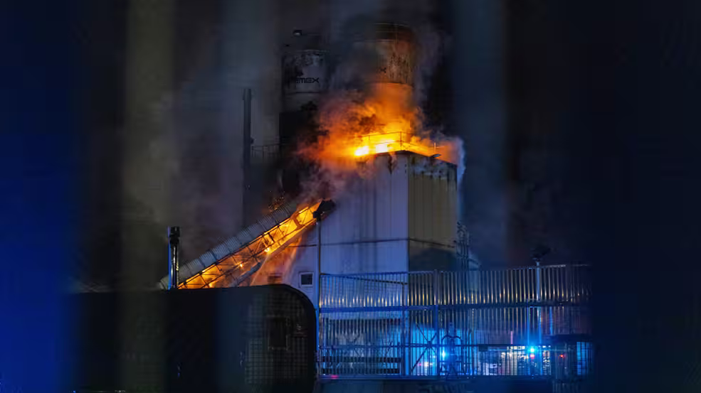 Berlin (Allemagne) : attaque incendiaire contre le géant mondial du béton Cemex